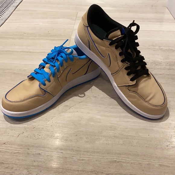 Jordan 1 low SB QS Lance Mountain Desert - Picture 2 of 5